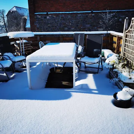 Gemuetliche Dachwohnung Mit Kleiner Oder Grosser Dachterrasse Nebeneinander Wolmirstedt Zewnętrze zdjęcie