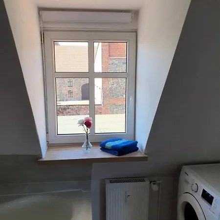 Gemuetliche Dachwohnung Mit Kleiner Oder Grosser Dachterrasse Nebeneinander Wolmirstedt Zewnętrze zdjęcie