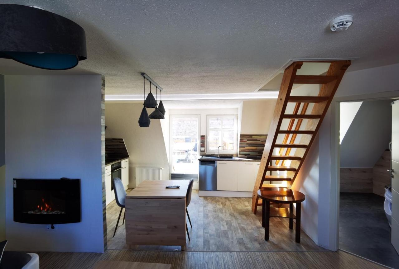 Gemuetliche Dachwohnung Mit Kleiner Oder Grosser Dachterrasse Nebeneinander
