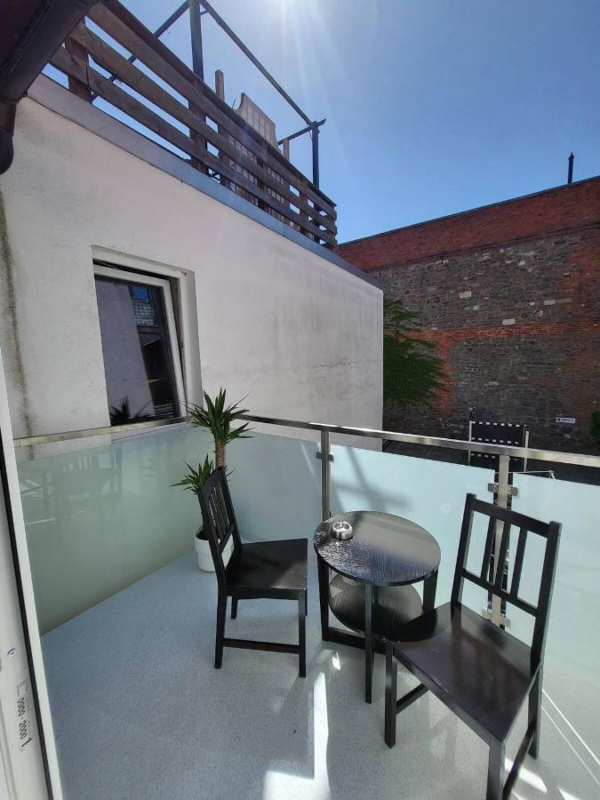 Gemuetliche Dachwohnung Mit Kleiner Oder Grosser Dachterrasse Nebeneinander Apartment Wolmirstedt